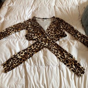 SHEIN, long sleeve tie in the front, cheetah print, super soft